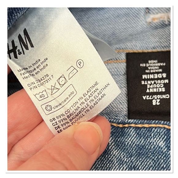 H&M Light Wash Skinny Jeans - Picture 6 of 12